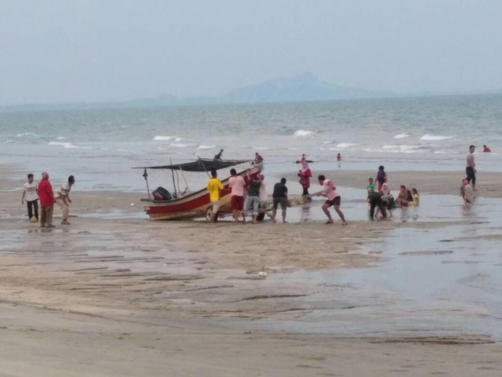 Damai Homestay Pantai Pelindung Kuantan Eksteriør billede